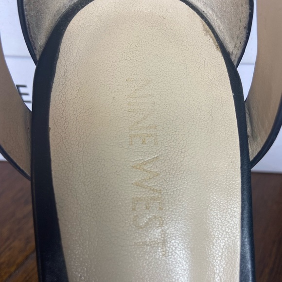 Nine West Leather Black and White Wedge Size 7 - Picture 6 of 7